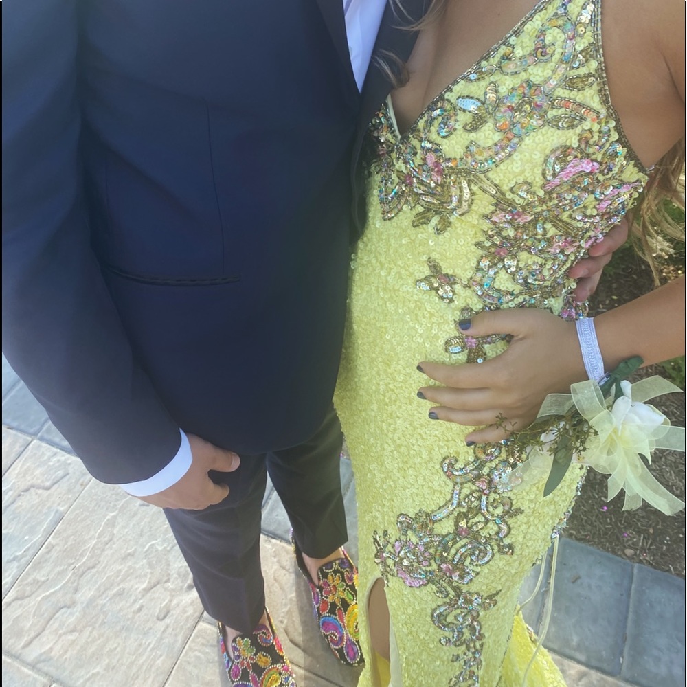 Prom dress - Picture 4 of 4